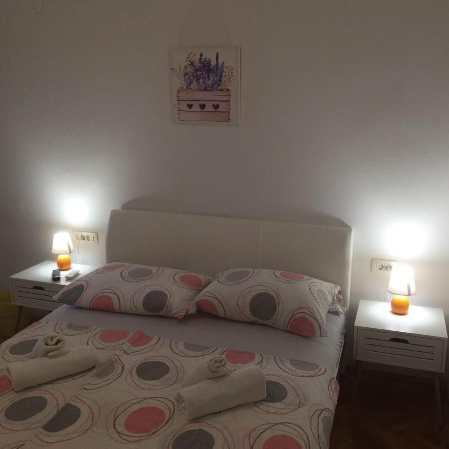 Apartman I Sobe Marijana Rab Town Ngoại thất bức ảnh